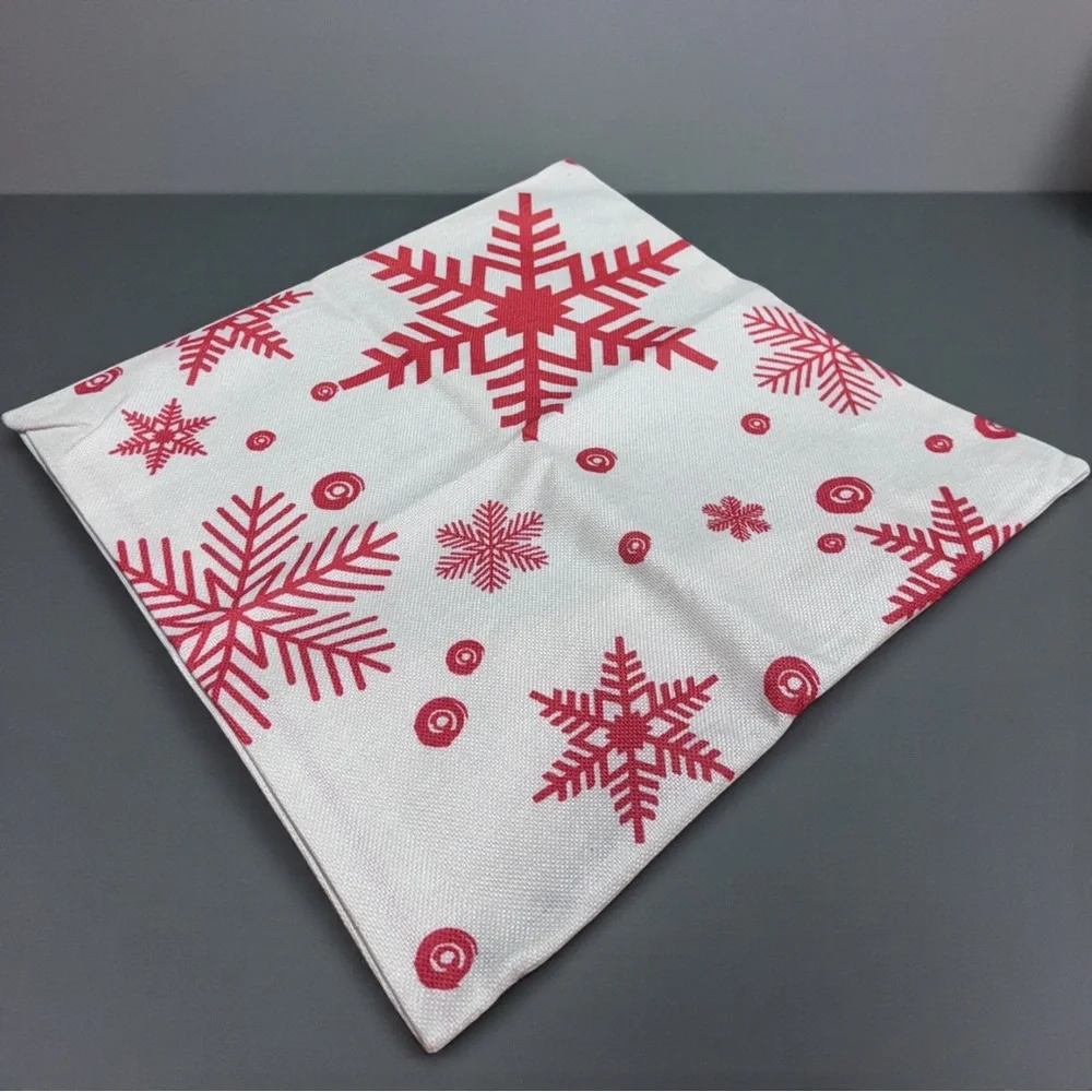 Christmas Pillow Covers 18x18 Set of 2 White Red Snowflake Tree Decor NWOT